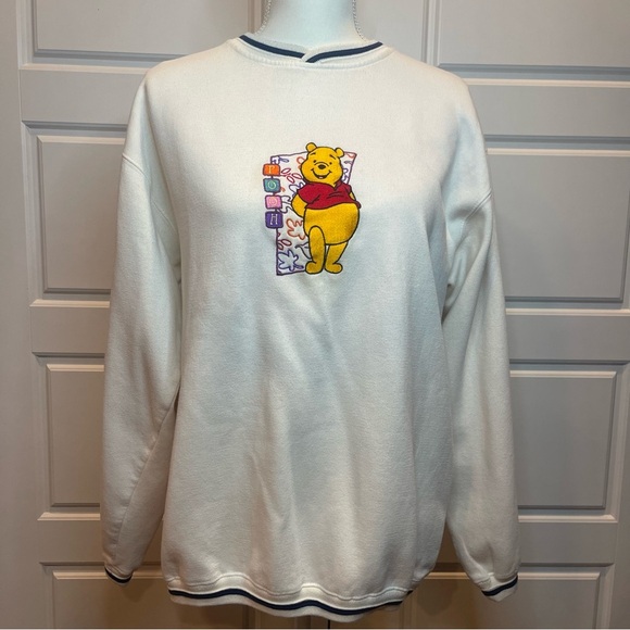 Vintage Winnie the Pooh 100 Acre Collection Sweatshirt Size Medium - Picture 2 of 9